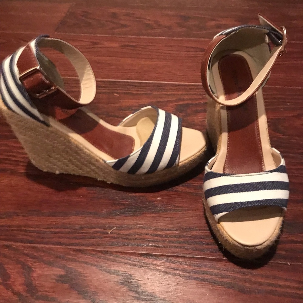 Pierre Dumas wedge sandal